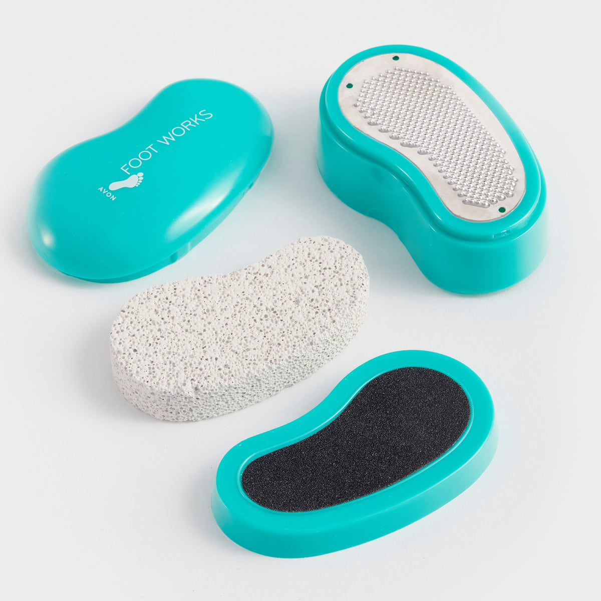 Foot Works 3-in-1 Pedicure Tool · AVON Malta